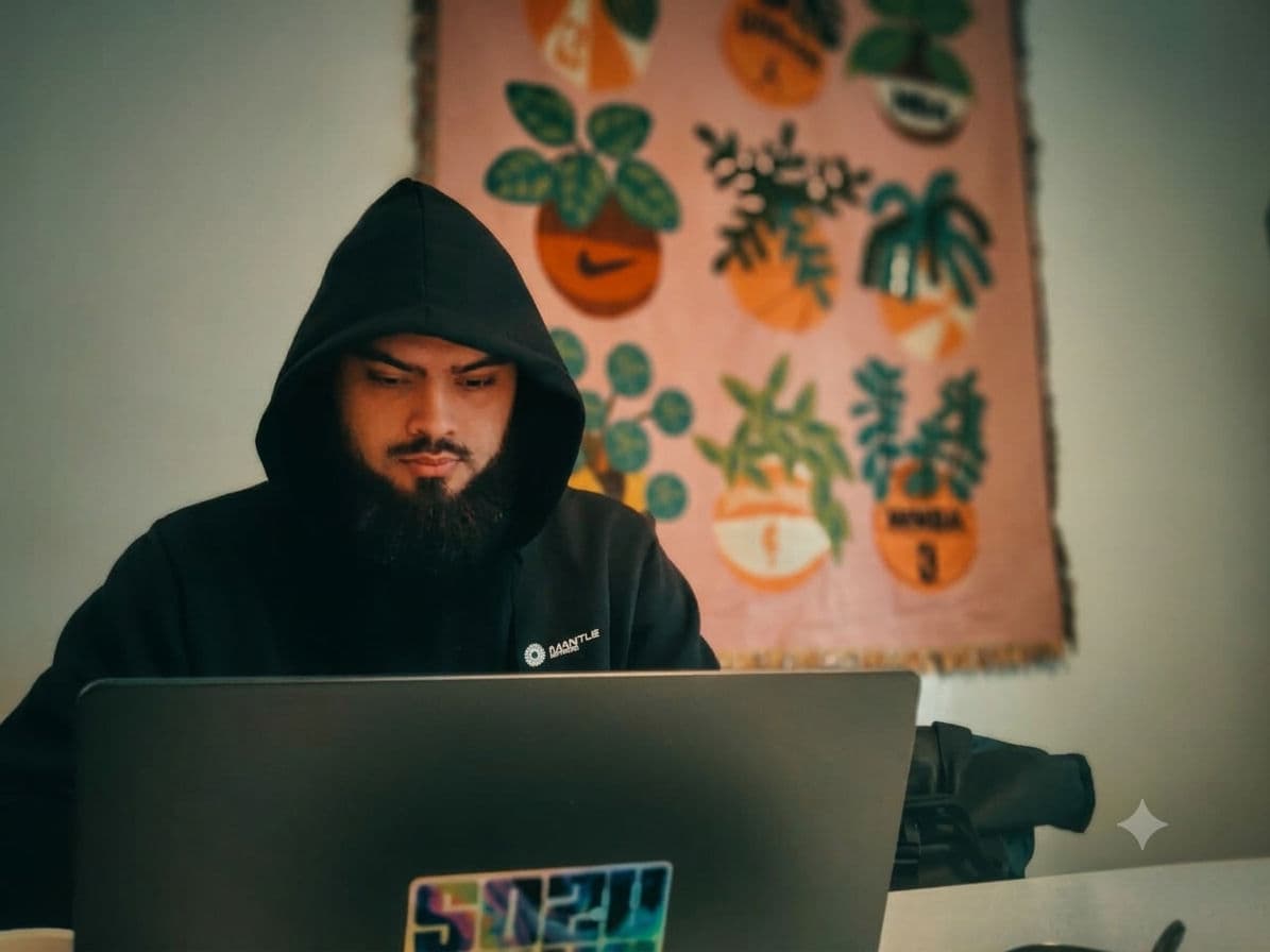 Joaquín — Joaquín: The Builder Who Found a Real Market